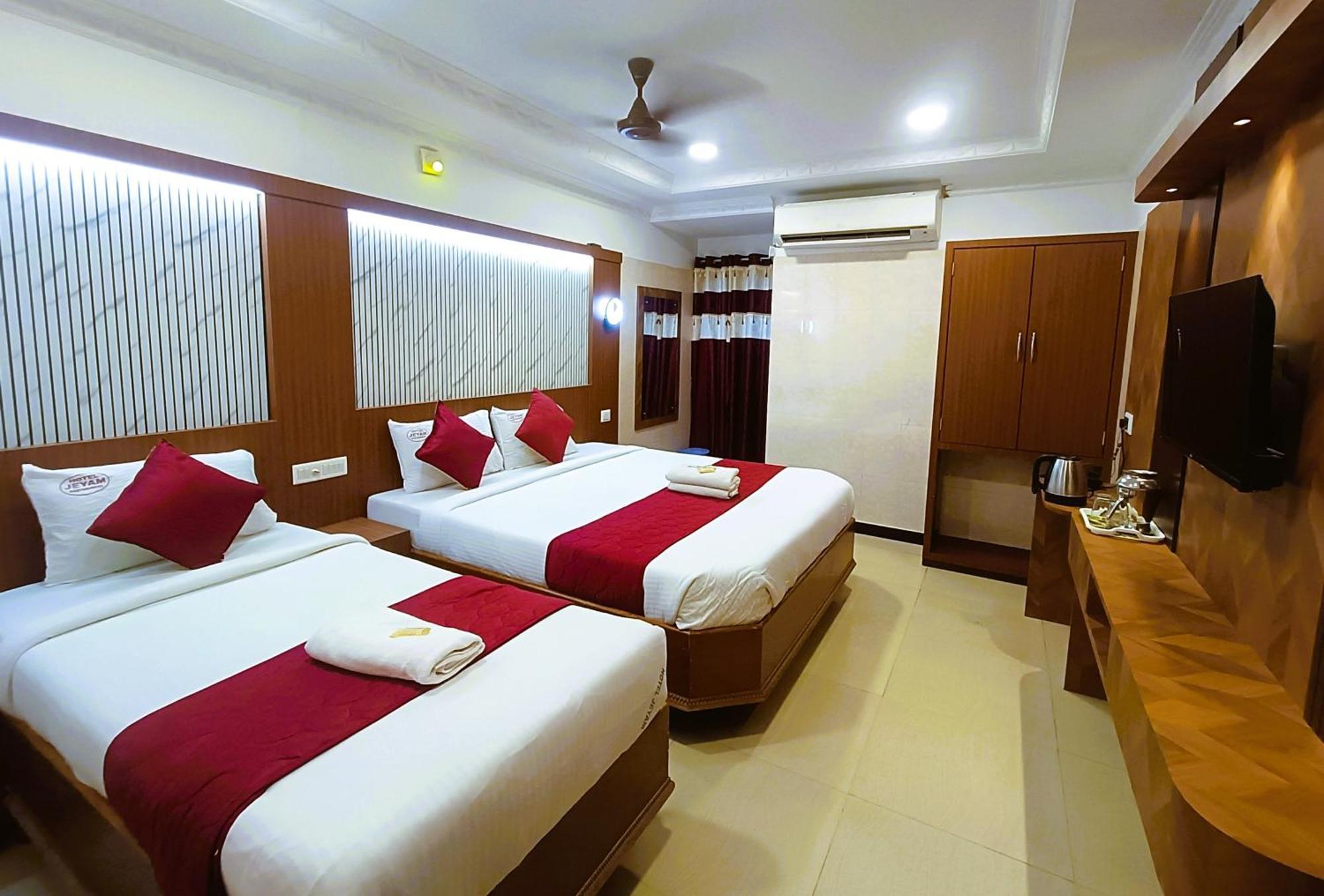 Hotel Jeyam カンニヤークマリ エクステリア 写真