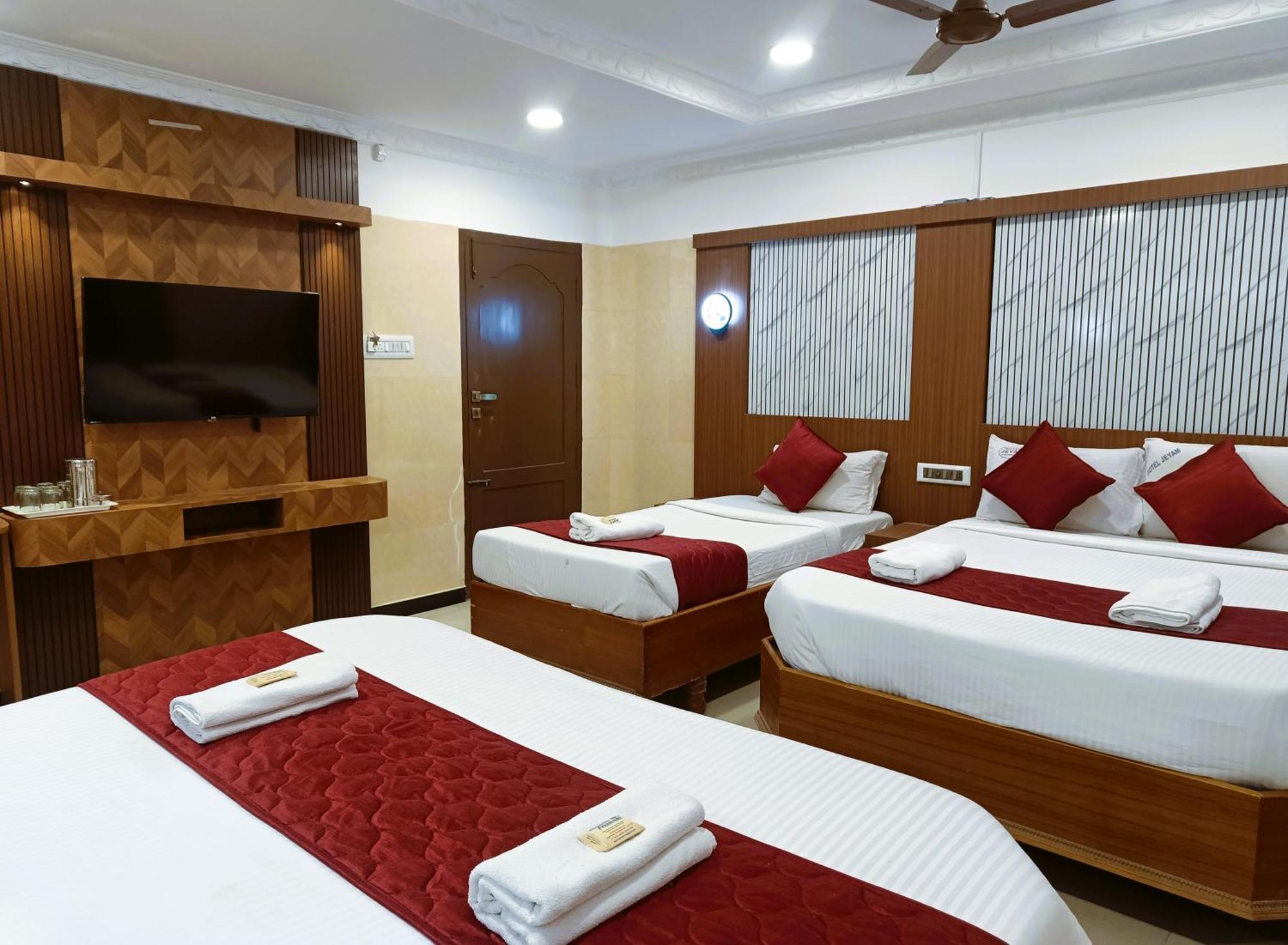 Hotel Jeyam カンニヤークマリ エクステリア 写真
